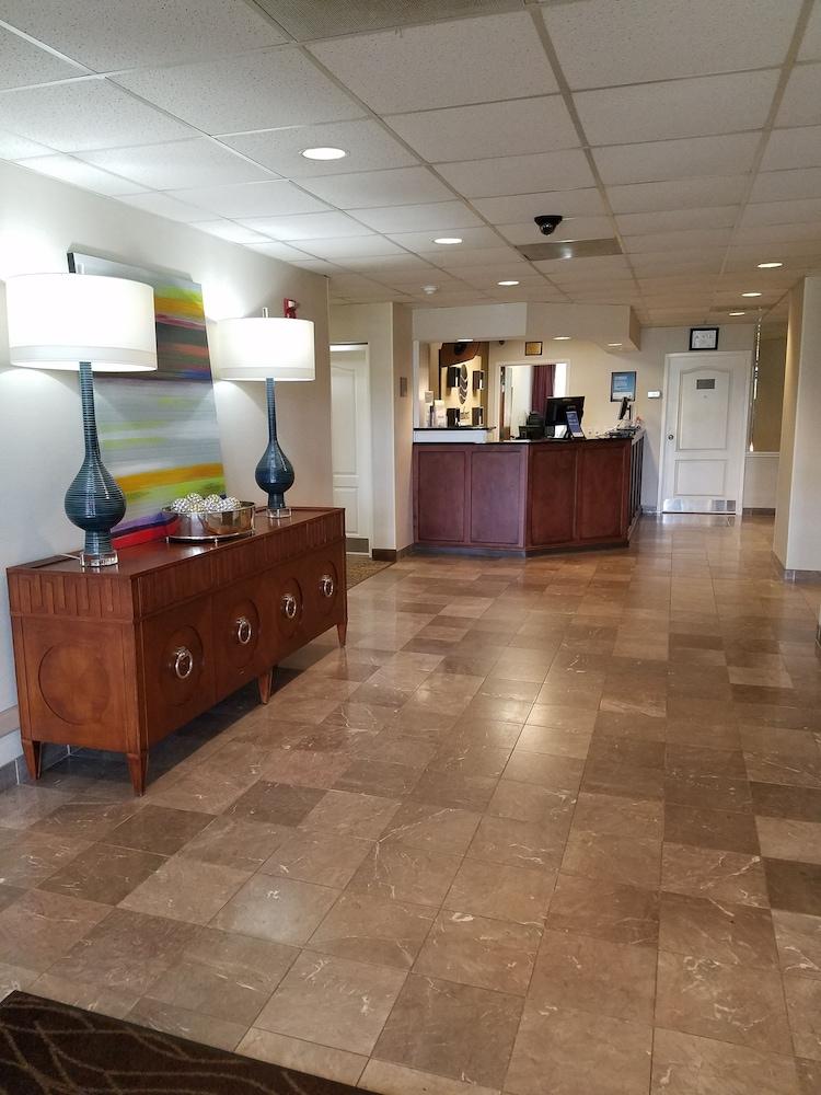 Comfort Inn Laurinburg photo 29