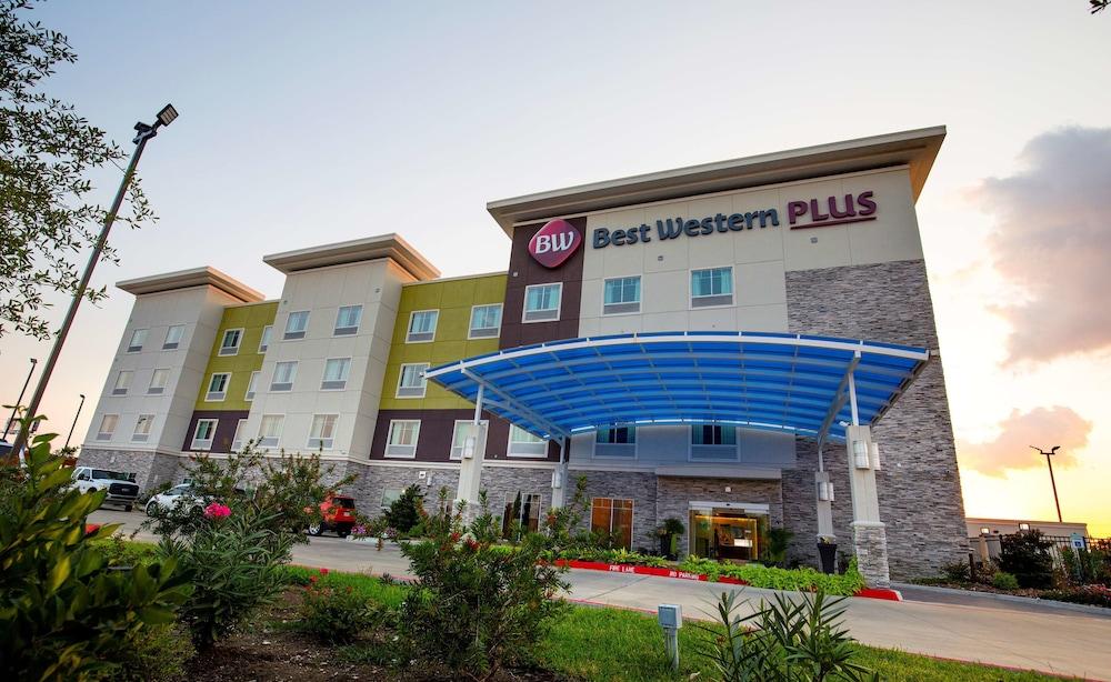 Holiday Inn Express And Suites Pasadena Houston Southeast by IHG photo 18