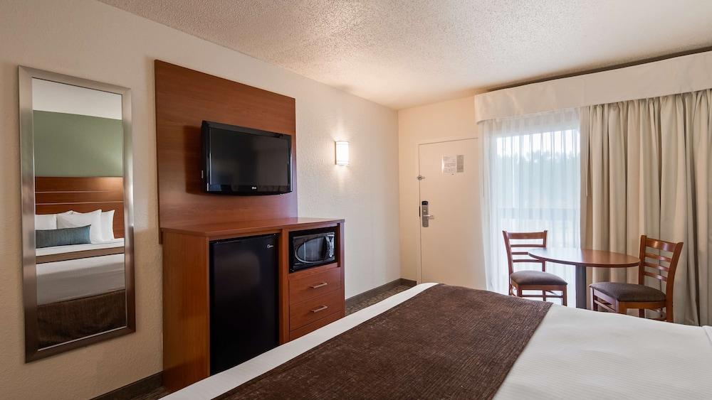 Best Western Buffalo Ridge Inn photo 23