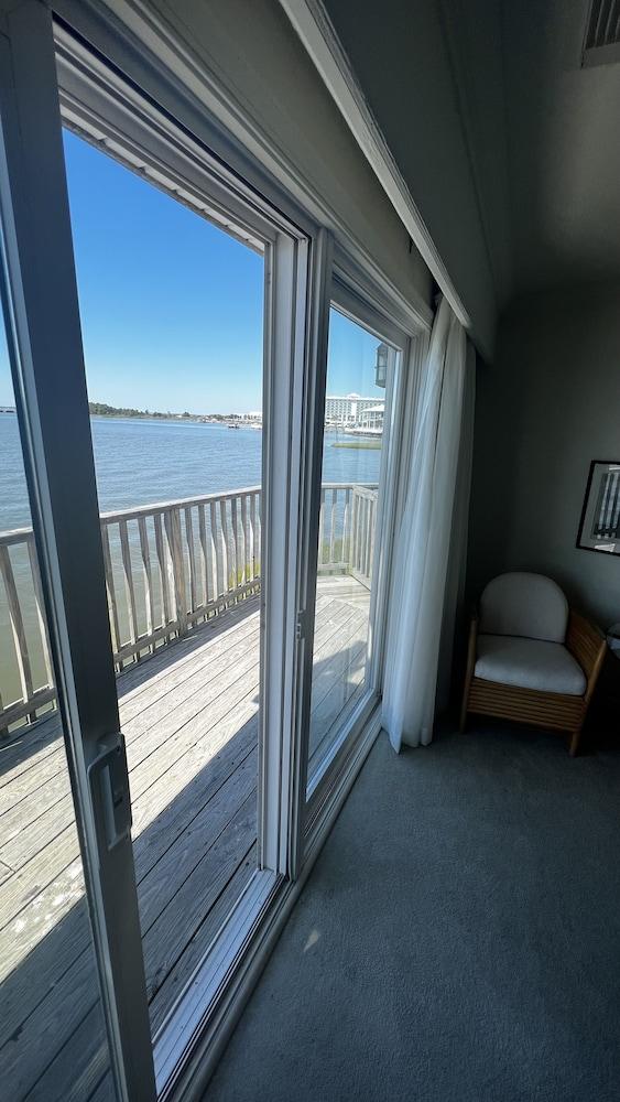 Lighthouse Club Hotel photo 54