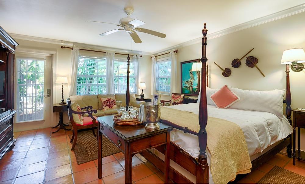 The Caribbean Court Boutique Hotel photo 40
