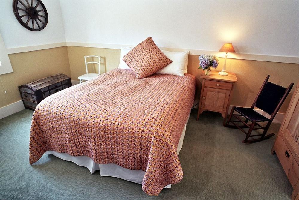 Valley Ford Hotel photo 3