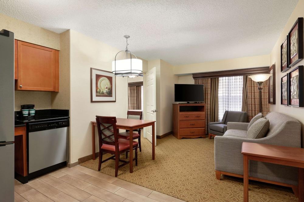 Homewood Suites Dallas/Park Central photo 11
