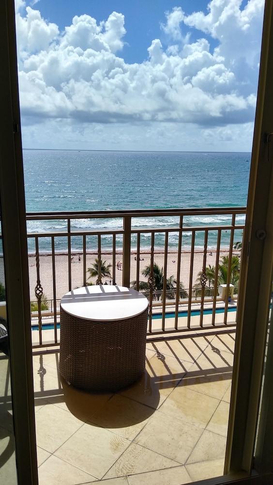Private Residences at the Atlantic Resort and Spa photo 62