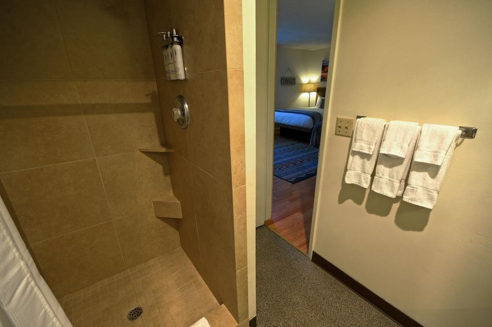 Tahoe Vistana Inn photo 94