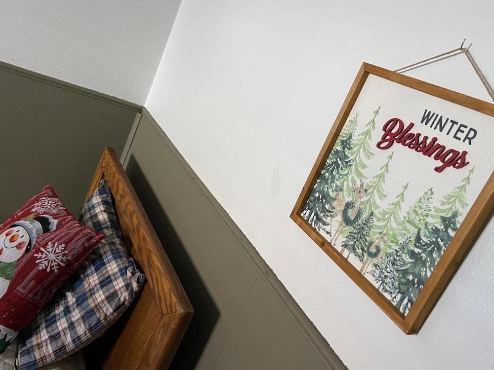 Summit Inn photo 74