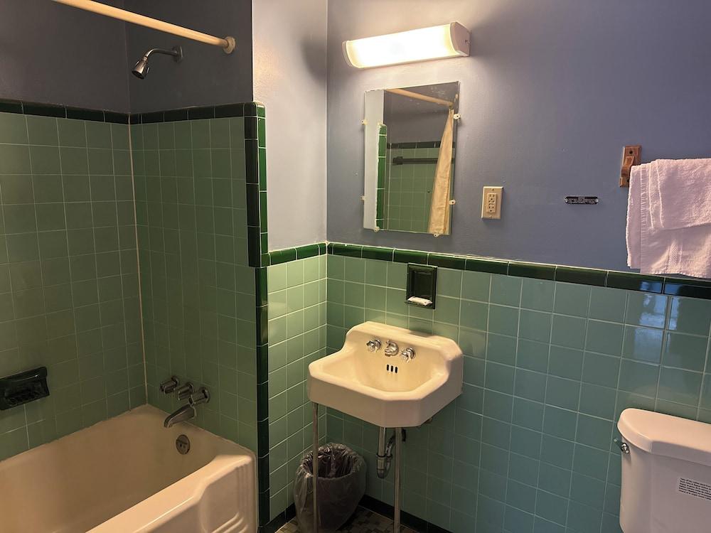 Shady Grove Motel photo 4