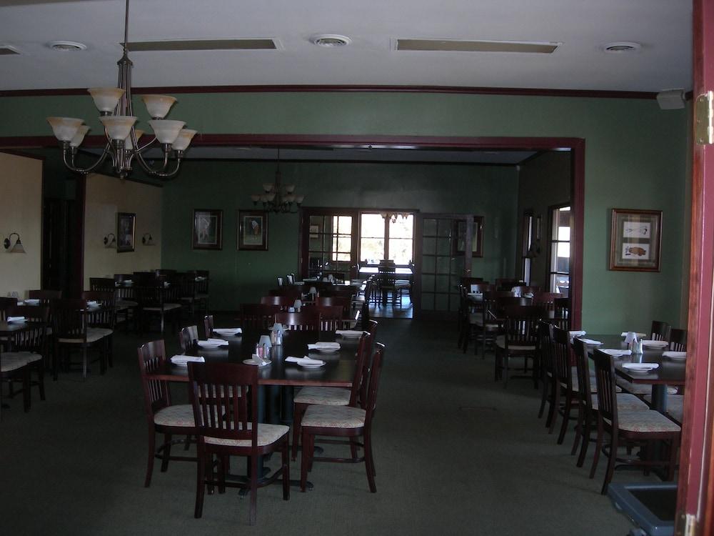 Baneberry Golf and Resort photo 8