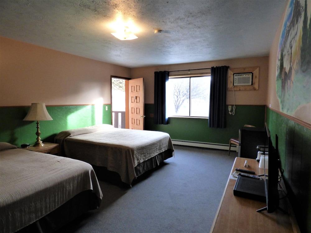 The Hitching Post Hotel and Farm Store photo 10