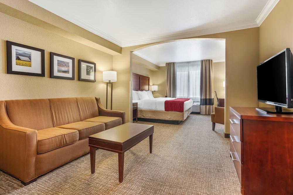 Comfort Inn Arcata - Humboldt Area photo 13
