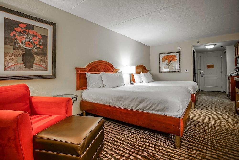 Wyndham Garden Kankakee photo 14