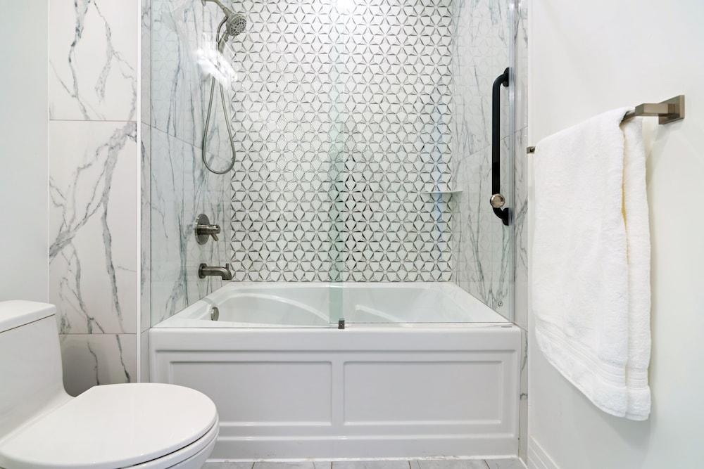 Rhapsody in View Boutique Hotel photo 40