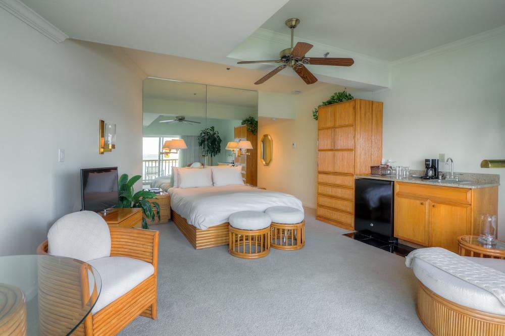 Lighthouse Club Hotel photo 15