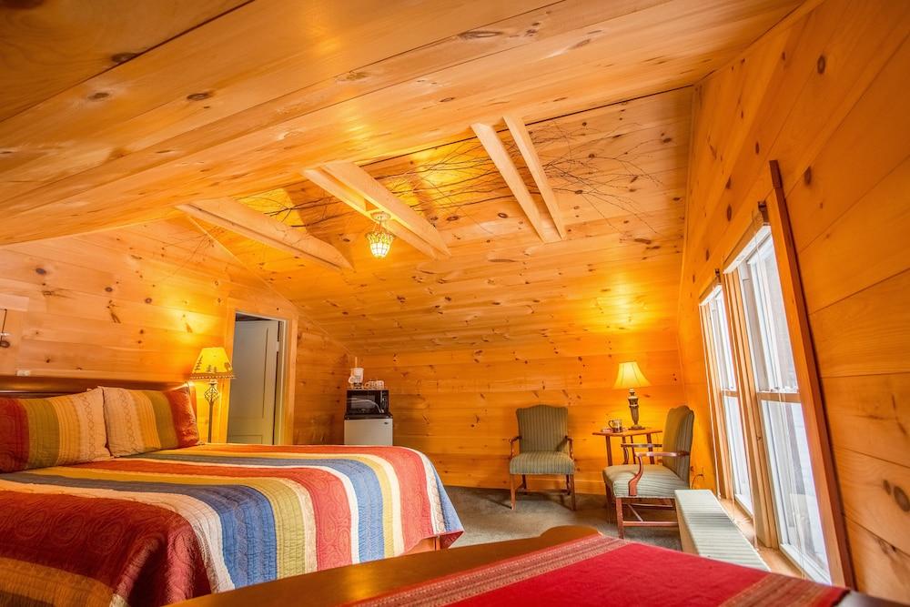 ADK Trail Inn photo 15