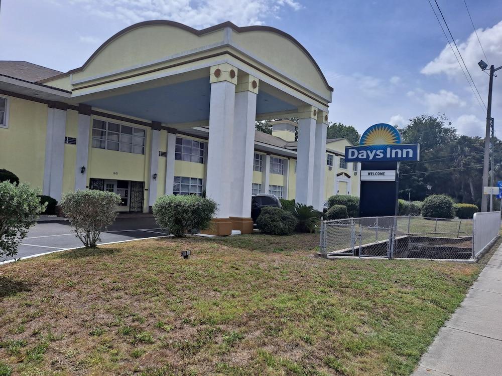 Days Inn by Wyndham Gainesville University photo 5
