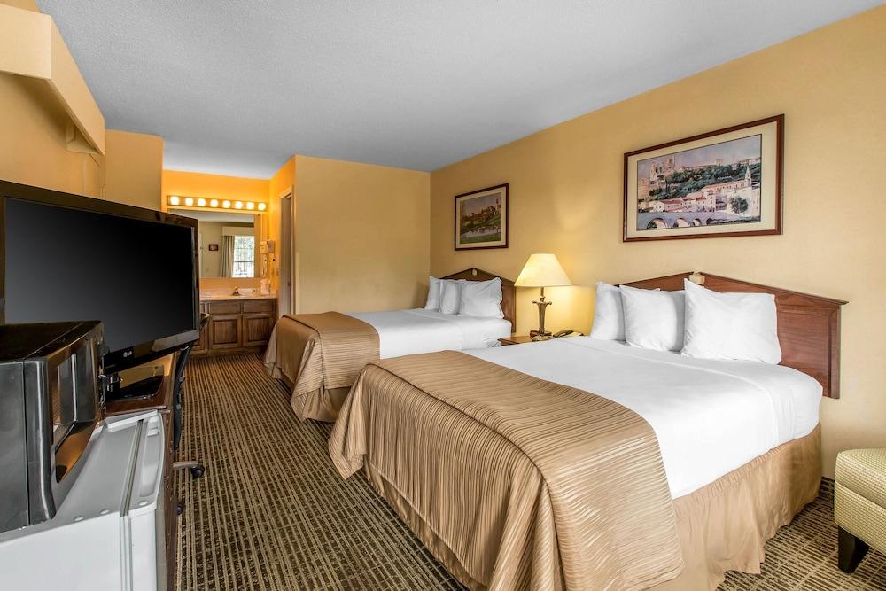 Quality Inn Jesup photo 9