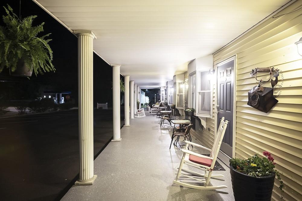 Scenic Inn of Conway photo 3