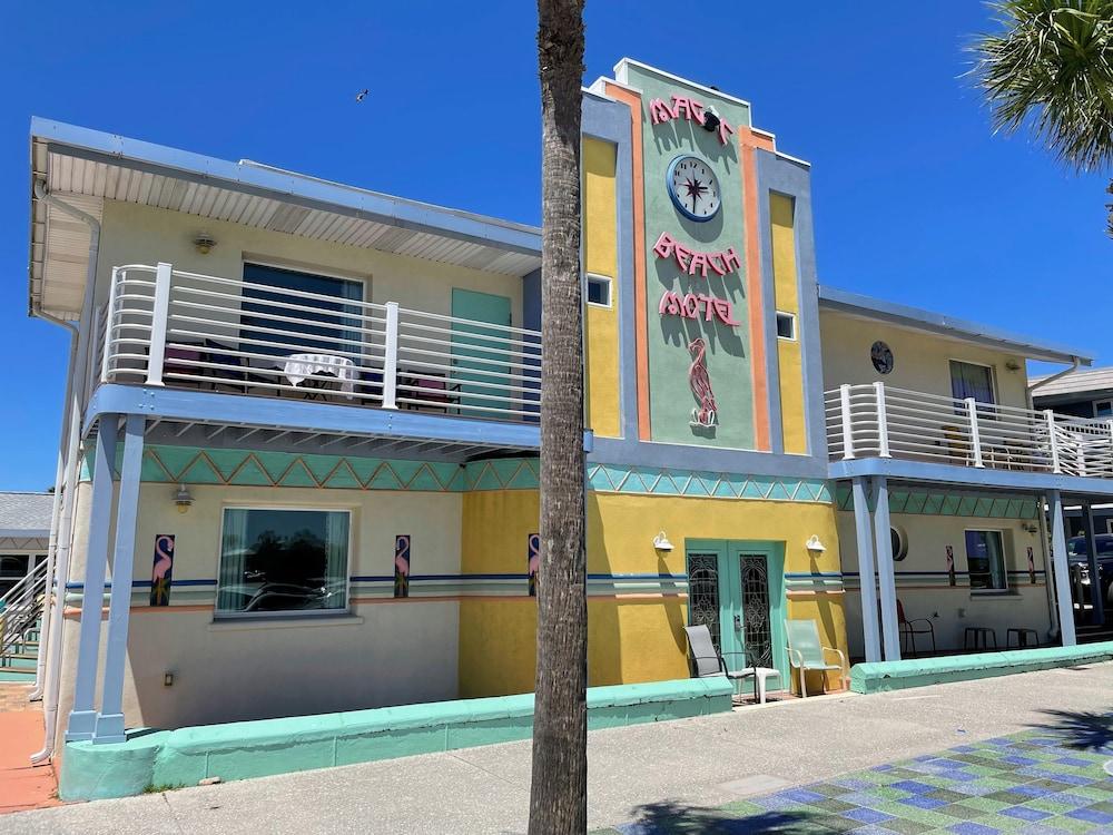 Magic Beach Motel photo 60
