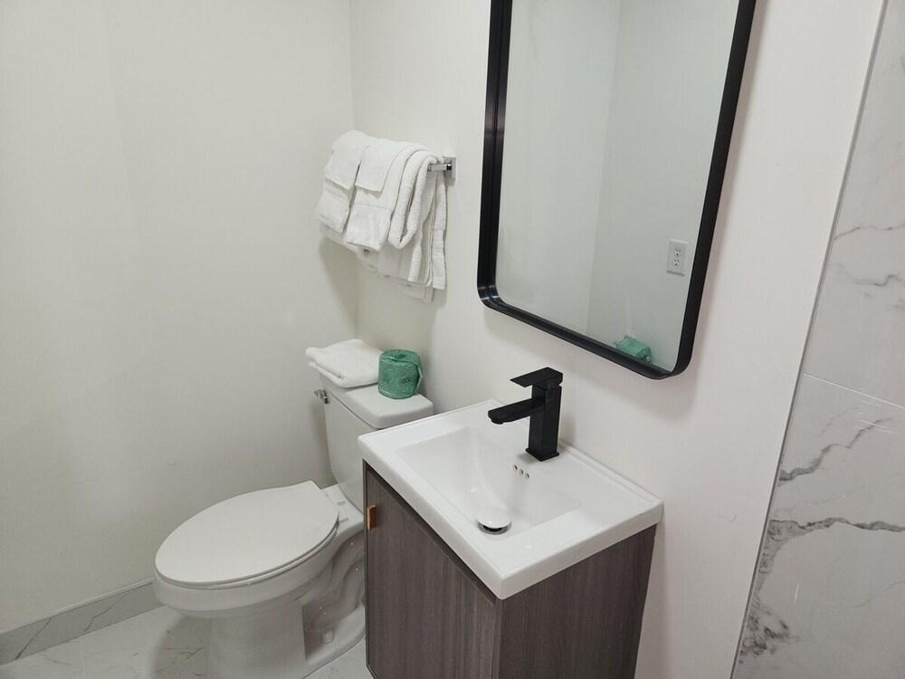 Economy Inn photo 6