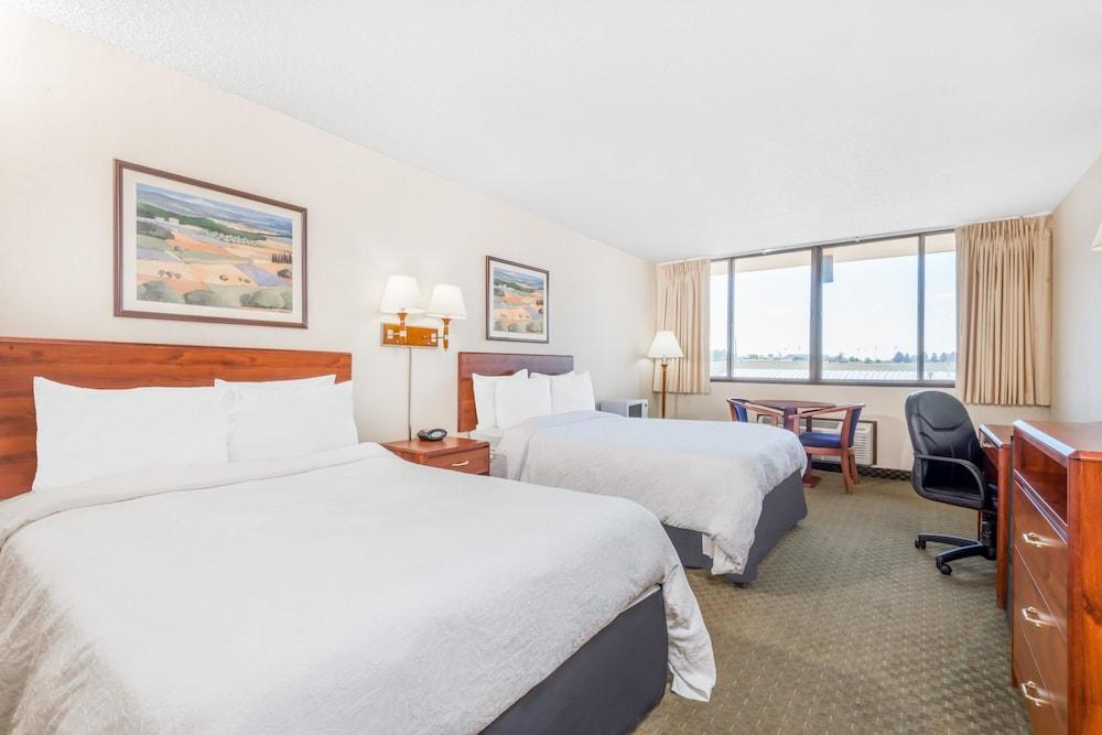 Howard Johnson by Wyndham Gillette photo 19