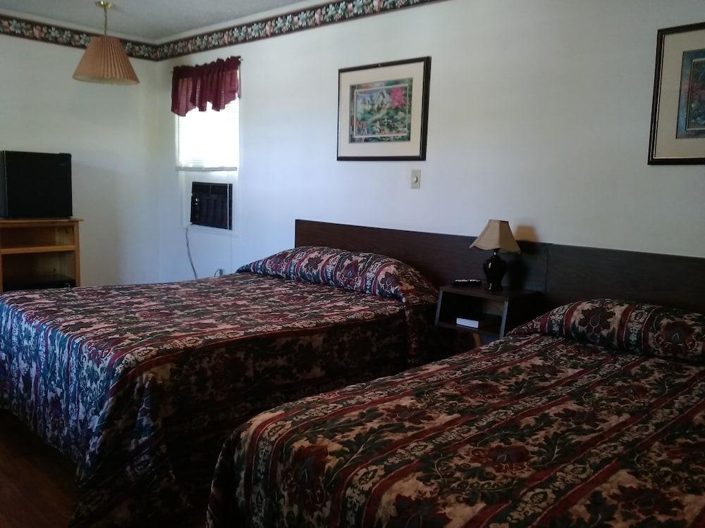 Clarketon Motel photo 4