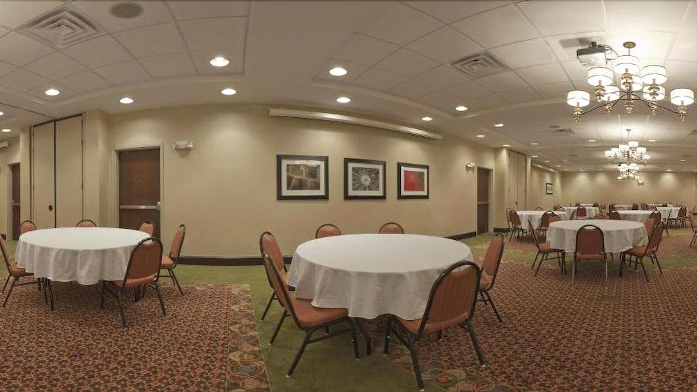 Holiday Inn Meridian E I 20/I 59 by IHG photo 56
