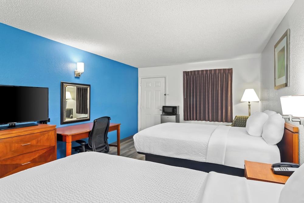 Homestay Inn & Suites photo 16