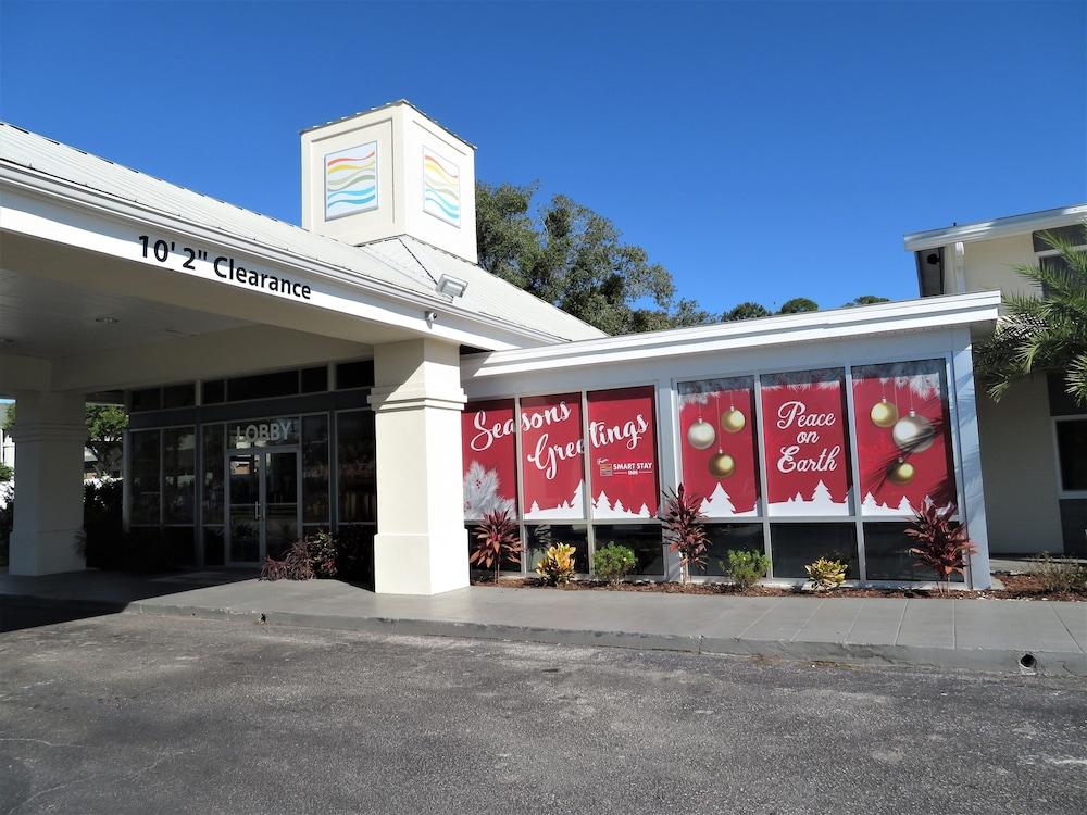 The Smart Stay Inn photo 9