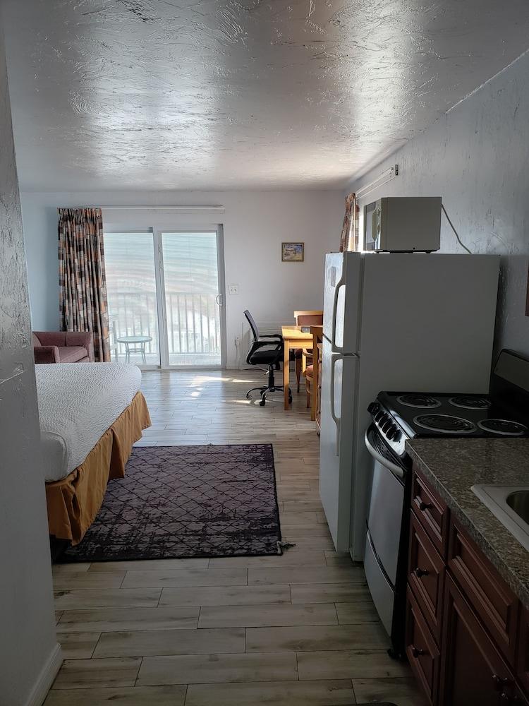 Topaz Motel photo 19