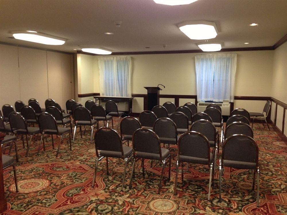 American Inn & Suites - High Point NC photo 13
