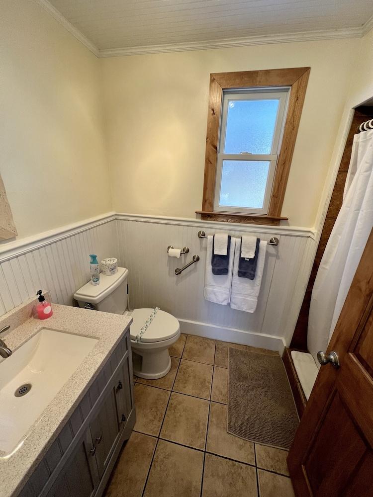 Carolina Country Inn photo 11