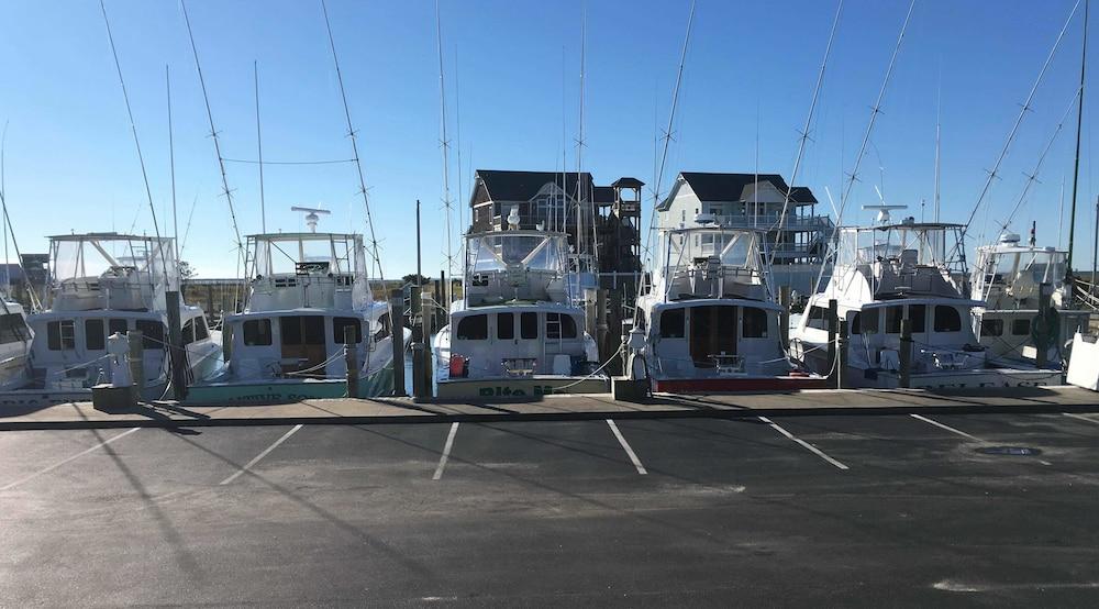 Hatteras Harbor Marina photo 11