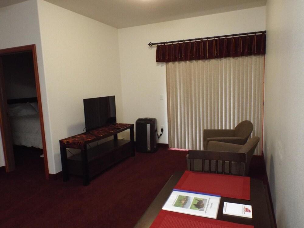 Greenwood Village Inn & Suites photo 30