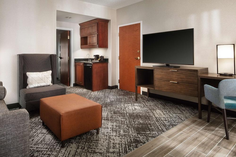 Hilton Charlotte Airport photo 49