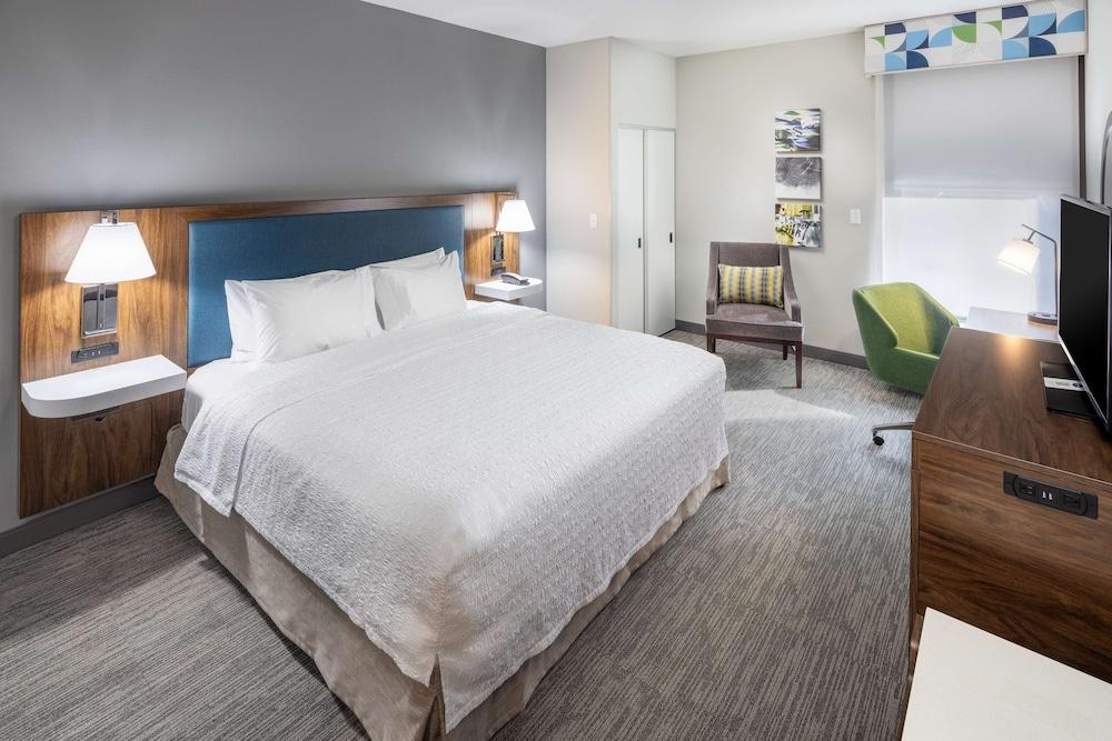 Hampton Inn Asheville-Tunnel Rd. photo 6