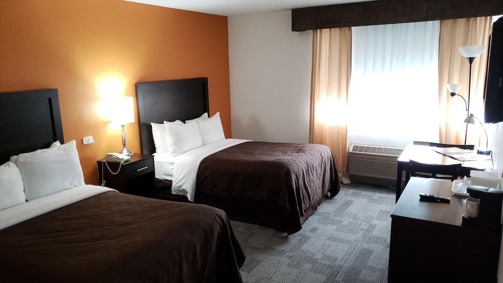 Clarion Inn near McAllen Airport photo 20