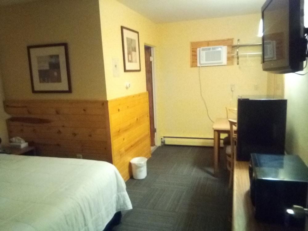 Two Rivers Inn West photo 43