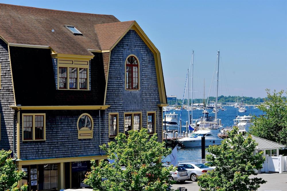 Harborside Inn photo 40