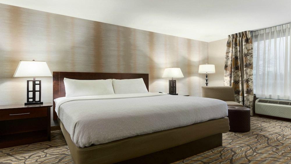 Holiday Inn Hotel & Suites Williamsburg-Historic Gateway by IHG photo 7