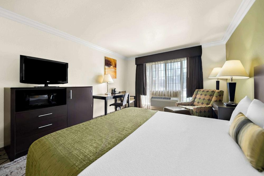 Best Western Executive Inn photo 9