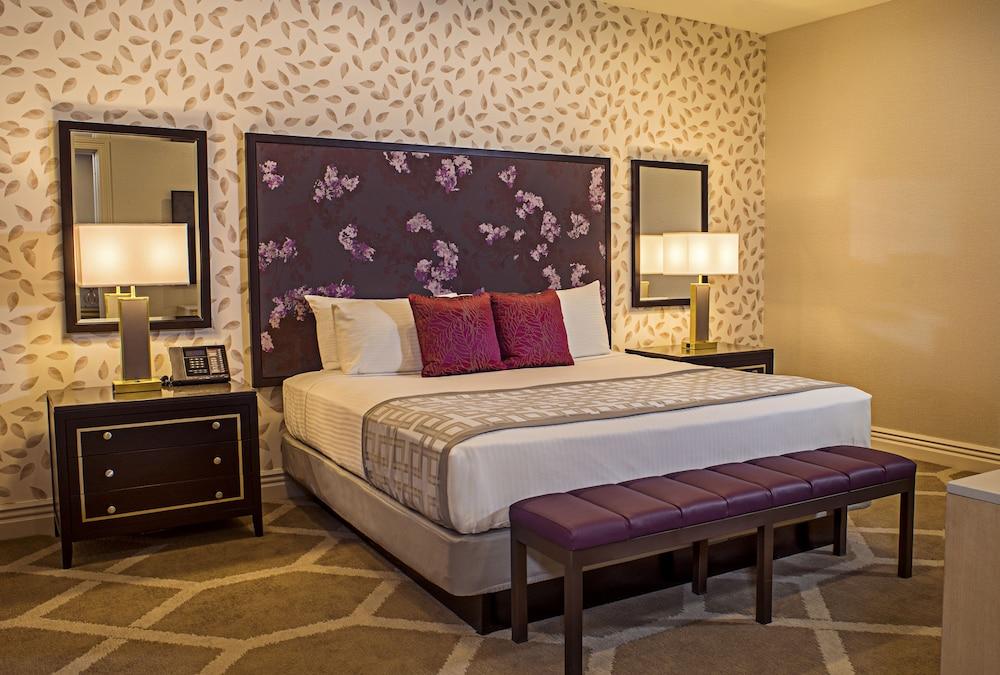 The Orleans Hotel & Casino photo 9