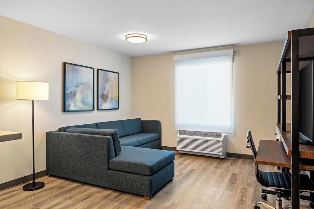 Everhome Suites Rochester Greece photo 60
