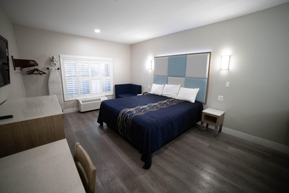 Mid City Inn and Suites photo 38