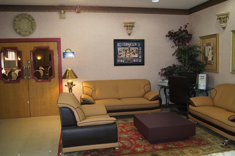 Royal Inn photo 5