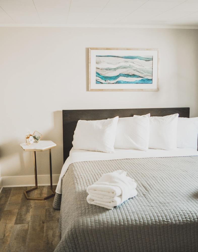 Coastal Suites Resort photo 9