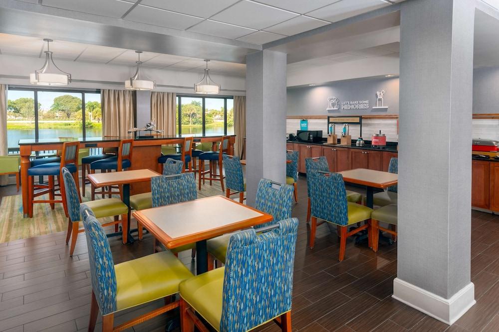 Hampton Inn Bonita Springs/Naples-North photo 34