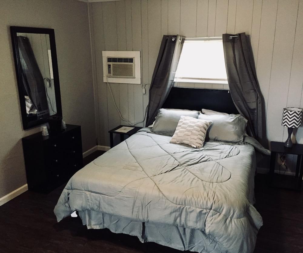 Current River Inn photo 9