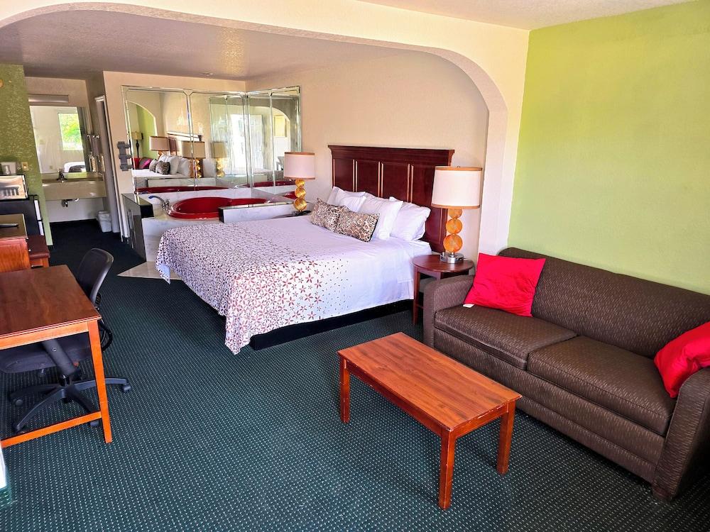 Garden Inn & Suites photo 4