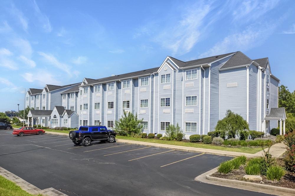 Microtel Inn & Suites by Wyndham Meridian photo 18