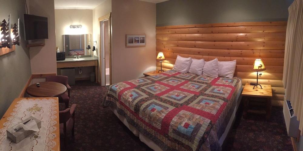 The Historic Madison Hotel Motel photo 83